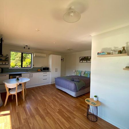Terraced Chalets Motueka ภายนอก รูปภาพ