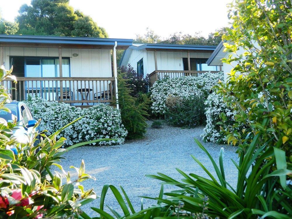 Terraced Chalets Motueka ภายนอก รูปภาพ
