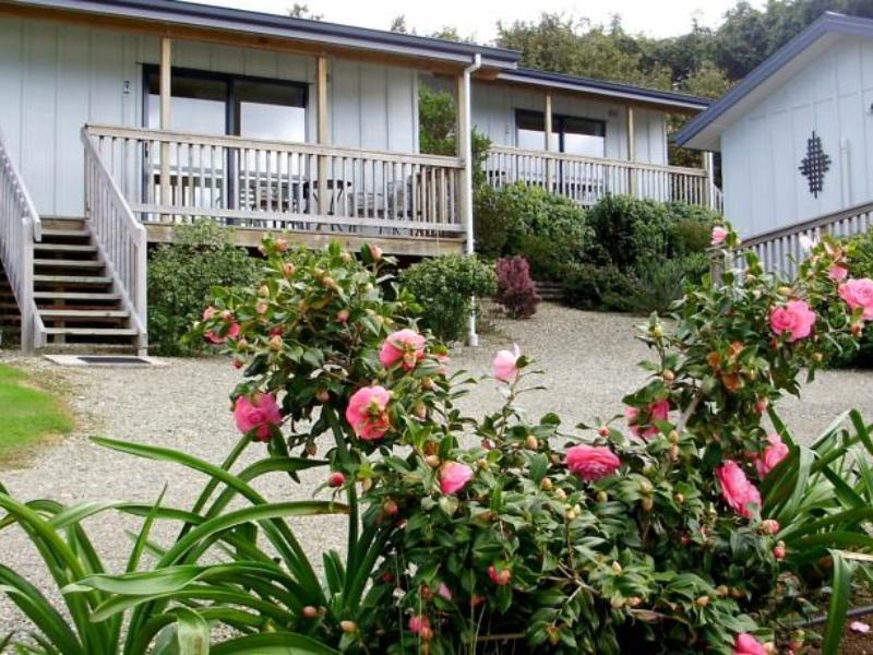 Terraced Chalets Motueka ภายนอก รูปภาพ